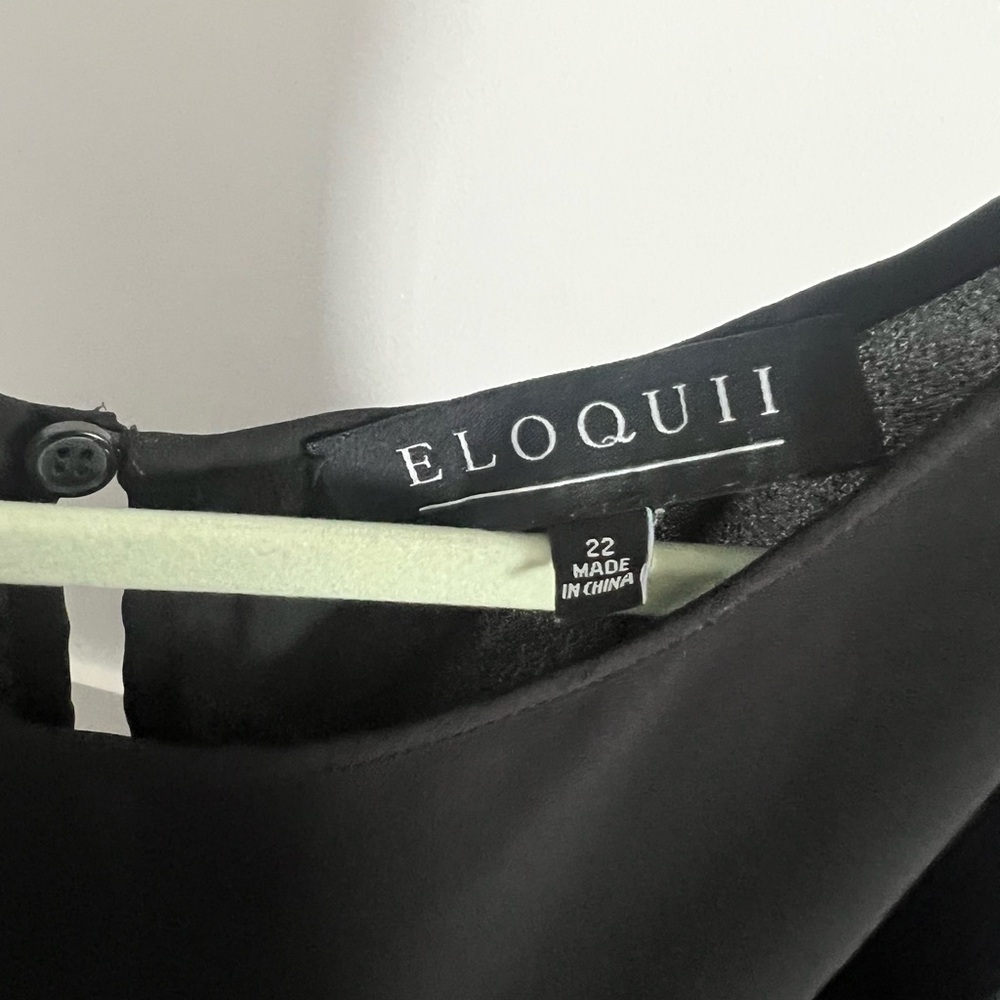 Eloquii Women's Black Cold Shoulder Flowy Blouse - Picture 5 of 8